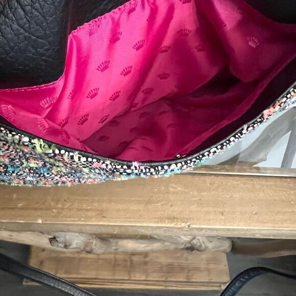 Vintage Juicy Couture Tweed w/ Black and gold Locke accent embellishment Handbag - Picture 8 of 12